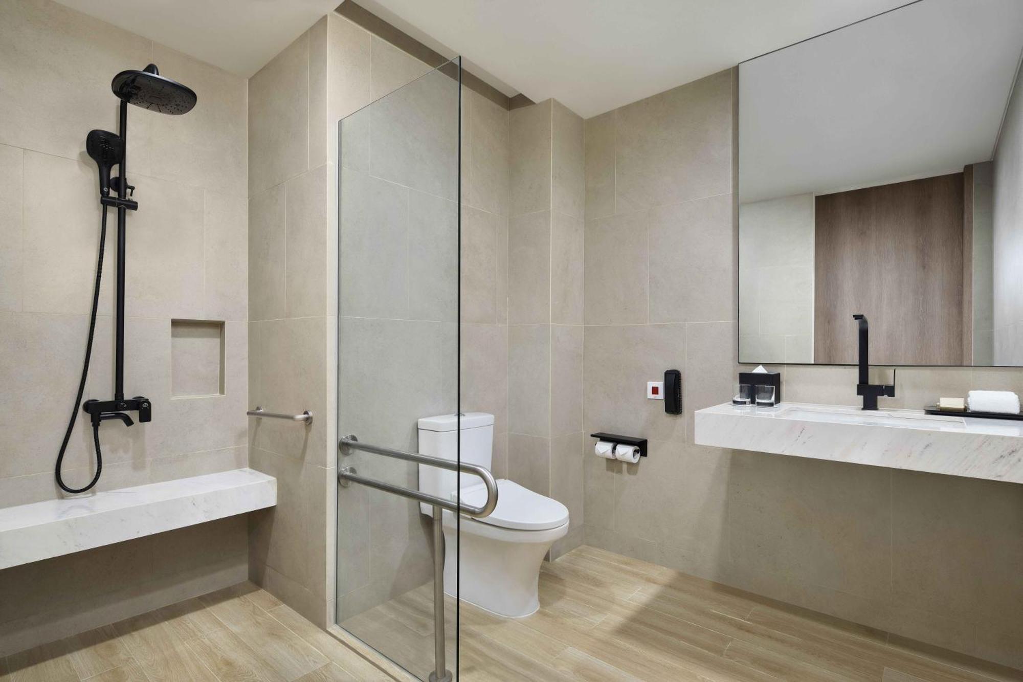 Fairfield By Marriott Jakarta Soekarno-Hatta Airport تانجيرانغْ المظهر الخارجي الصورة