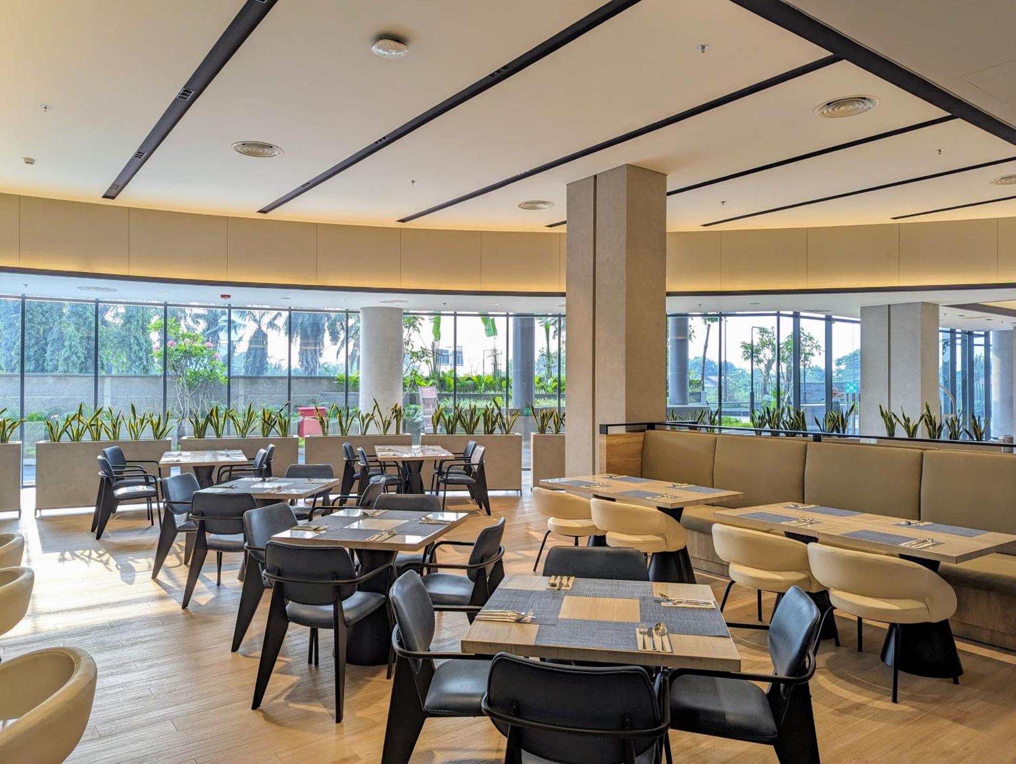 Fairfield By Marriott Jakarta Soekarno-Hatta Airport تانجيرانغْ المظهر الخارجي الصورة